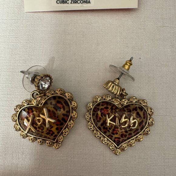 6 Pair Earrings Bundle - Kate Spade and Betsey Johnson - Picture 11 of 16